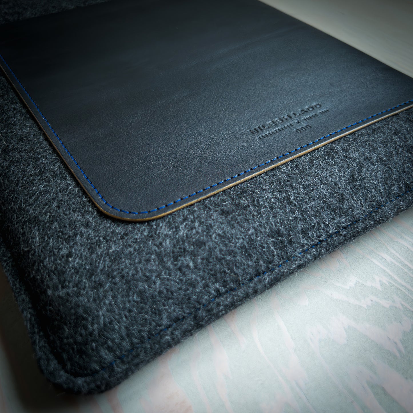 iPad Pro Sleeve in Black Leather and Wool Felt Handmade in Canada