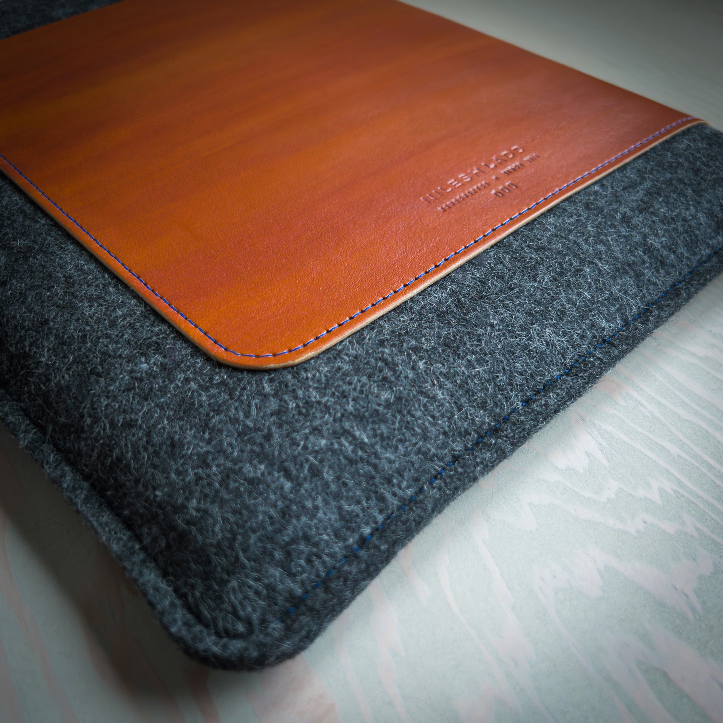 iPad Sleeve in Brown Leather and Wool Felt Handmade in Canada